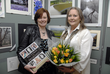 FEPS Chairman Marilyn Dennis with Jenny Hanley